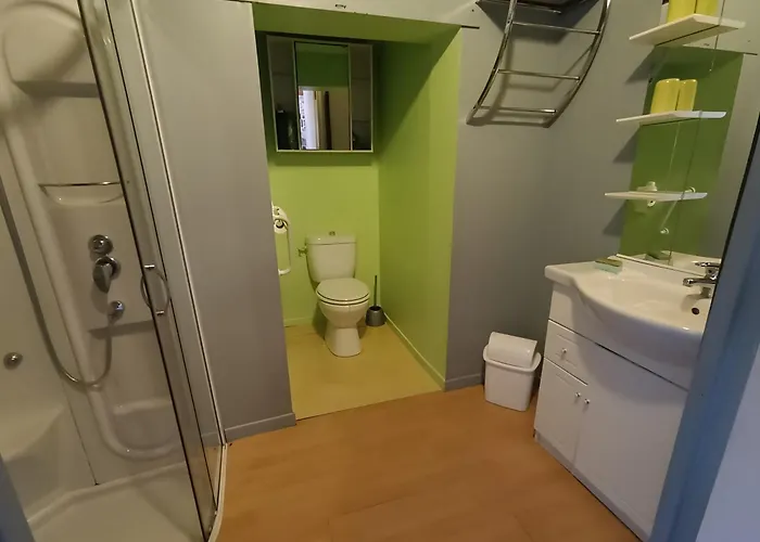 Avec Sa Piscine Privee